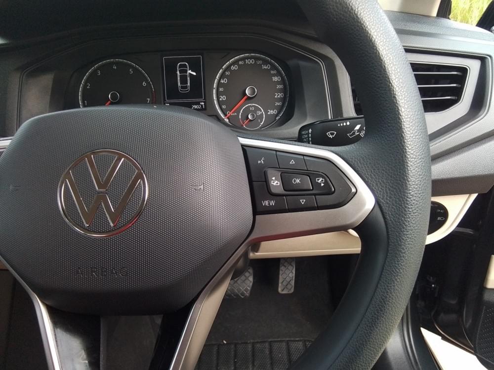 Volkswagen Polo Sedan 1.6 Tiptronic