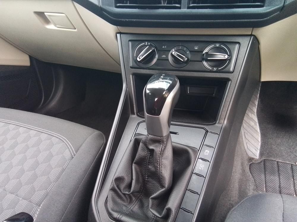 Volkswagen Polo Sedan 1.6 Tiptronic
