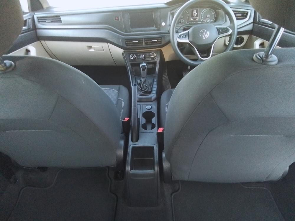 Volkswagen Polo Sedan 1.6 Tiptronic
