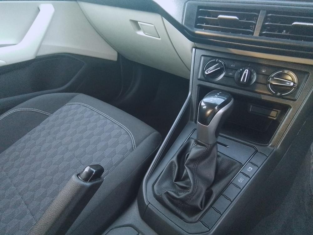 Volkswagen Polo Sedan 1.6 Tiptronic