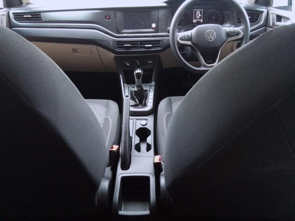 Volkswagen Polo Sedan 1.6 Tiptronic