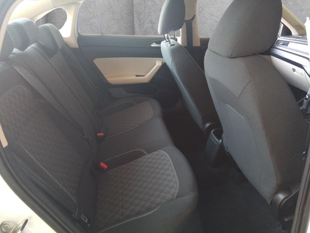 Volkswagen Polo Sedan 1.6 Tiptronic