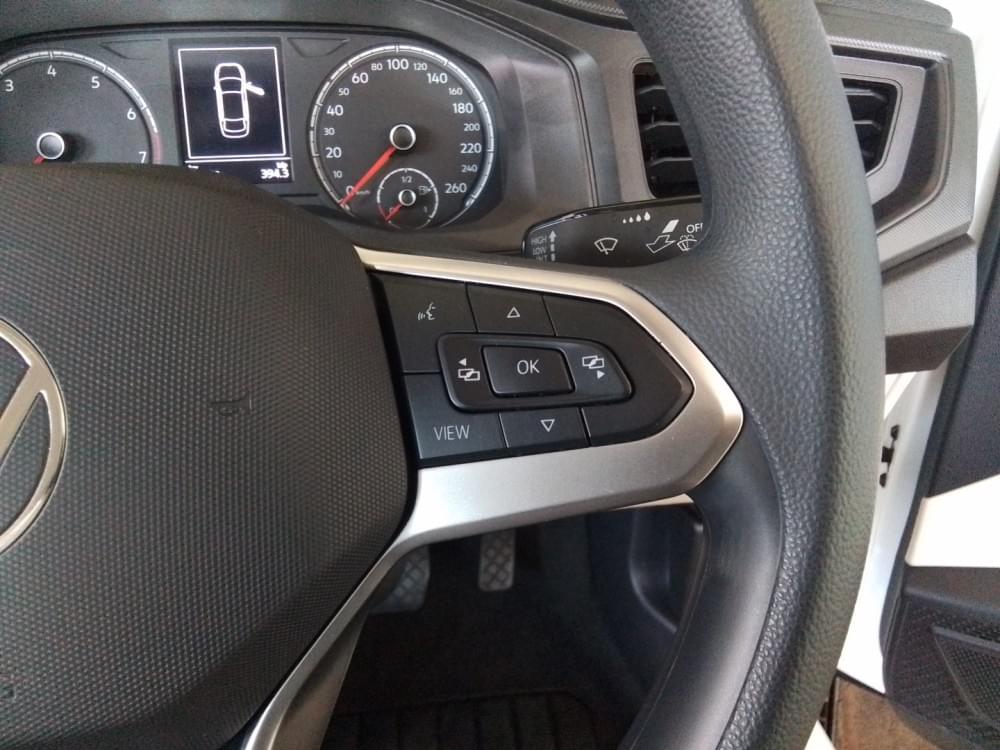 Volkswagen Polo Sedan 1.6 Tiptronic