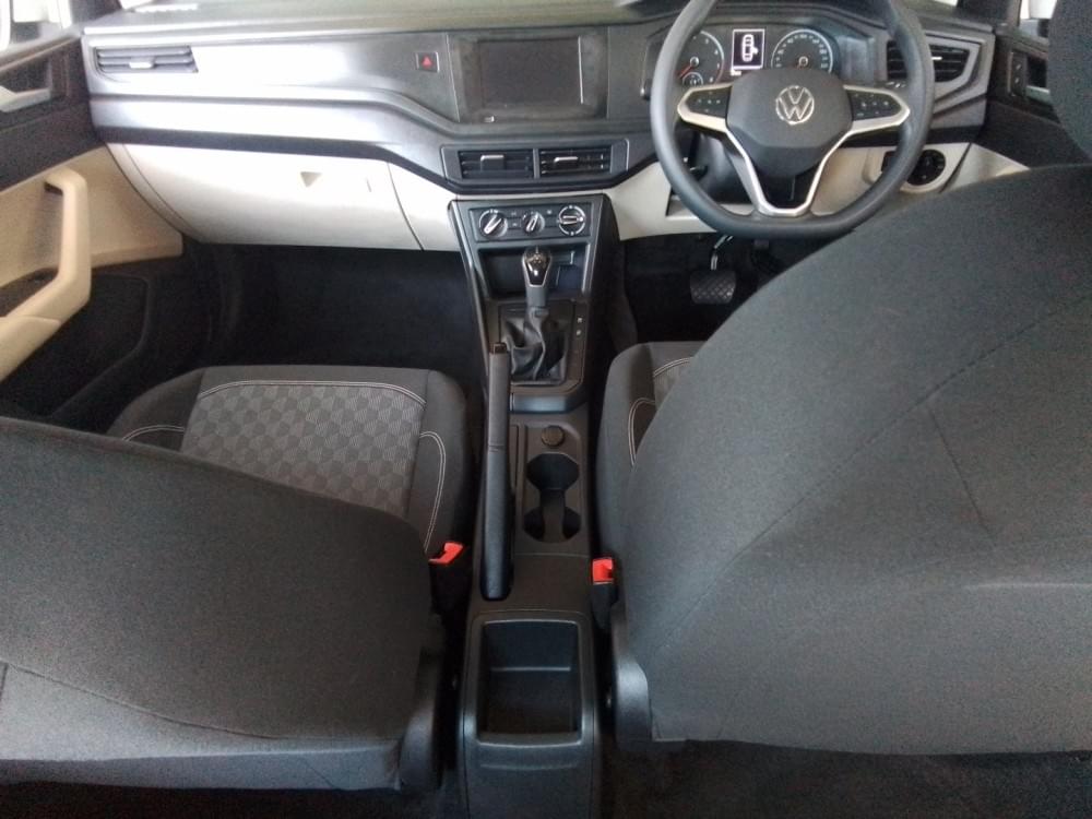 Volkswagen Polo Sedan 1.6 Tiptronic
