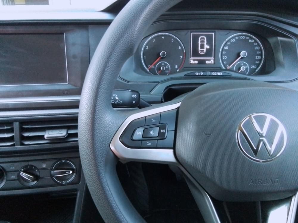 Volkswagen Polo Sedan 1.6 Tiptronic