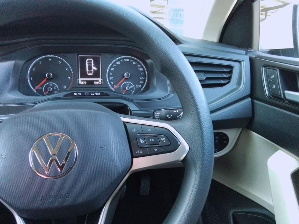 Volkswagen Polo Sedan 1.6 Tiptronic