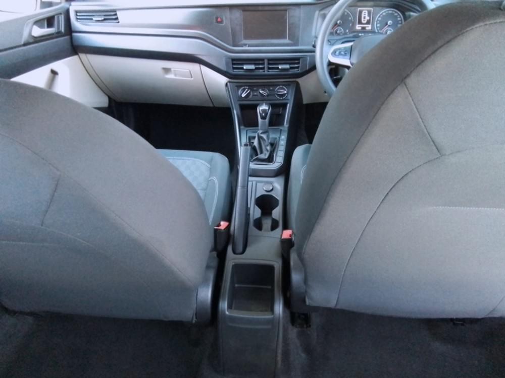 Volkswagen Polo Sedan 1.6 Tiptronic