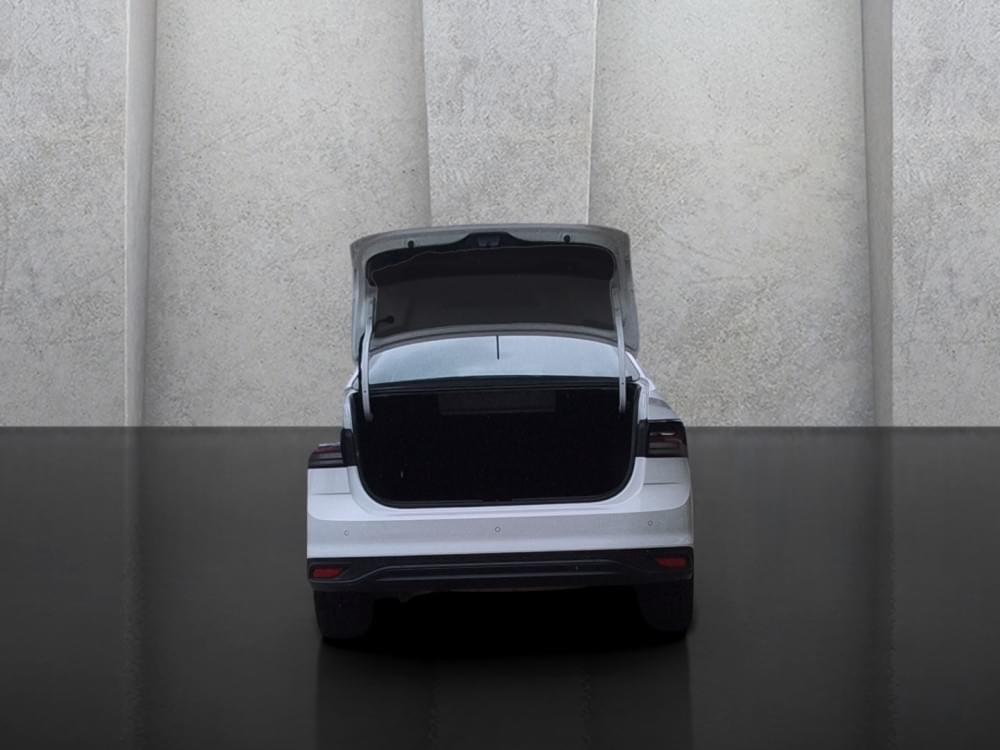 Volkswagen Polo Sedan 1.6 Tiptronic