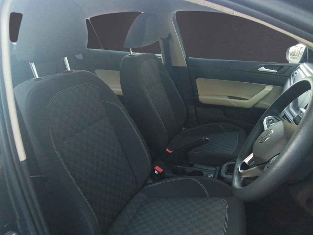 Volkswagen Polo Sedan 1.6 Tiptronic