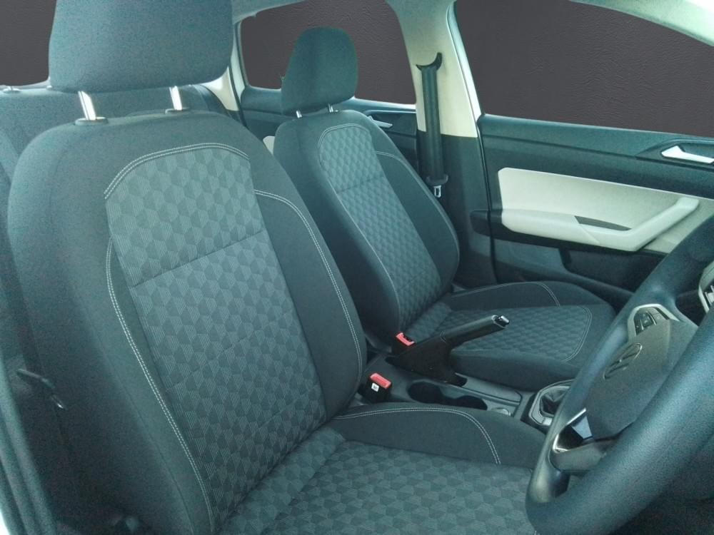 Volkswagen Polo Sedan 1.6 Tiptronic