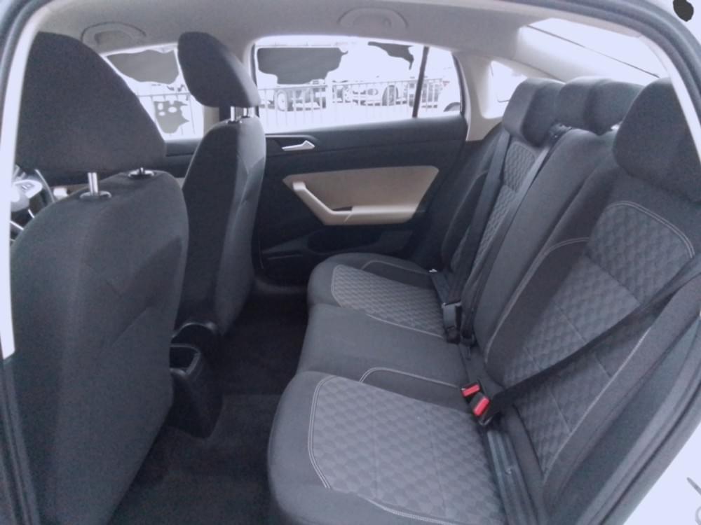 Volkswagen Polo Sedan 1.6 Tiptronic