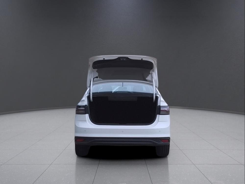 Volkswagen Polo Sedan 1.6 Tiptronic