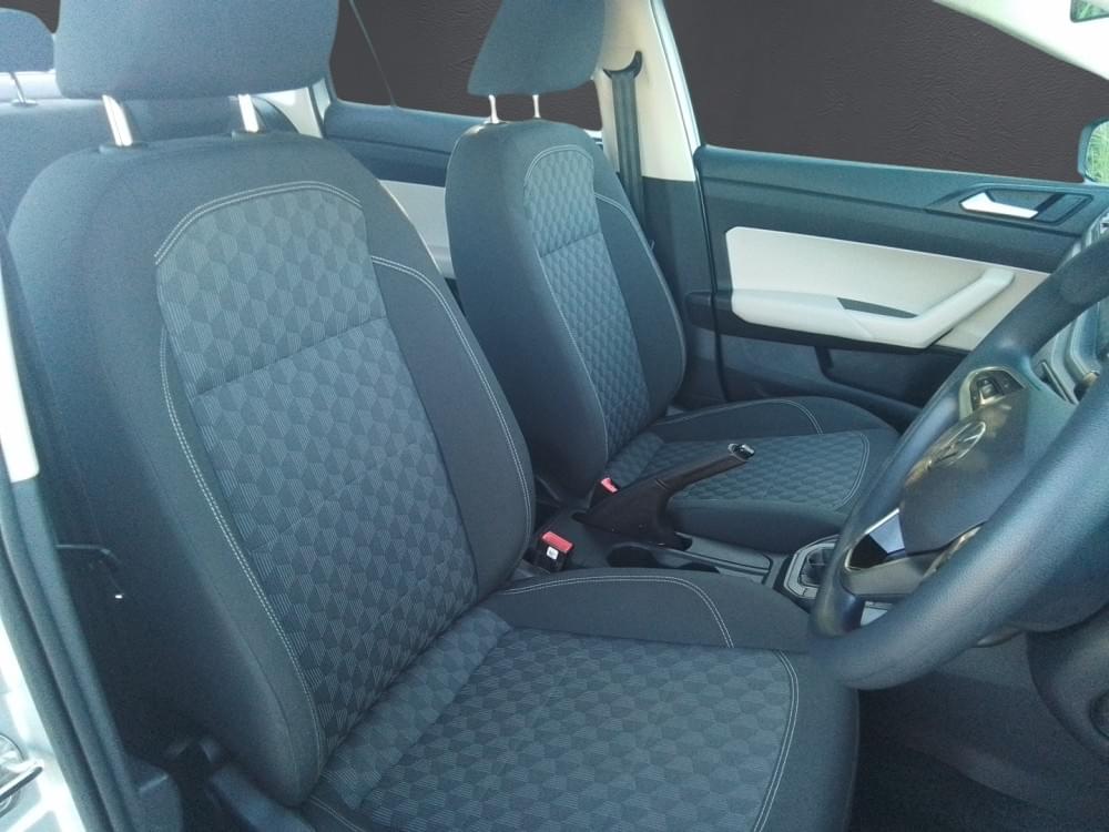 Volkswagen Polo Sedan 1.6 Tiptronic