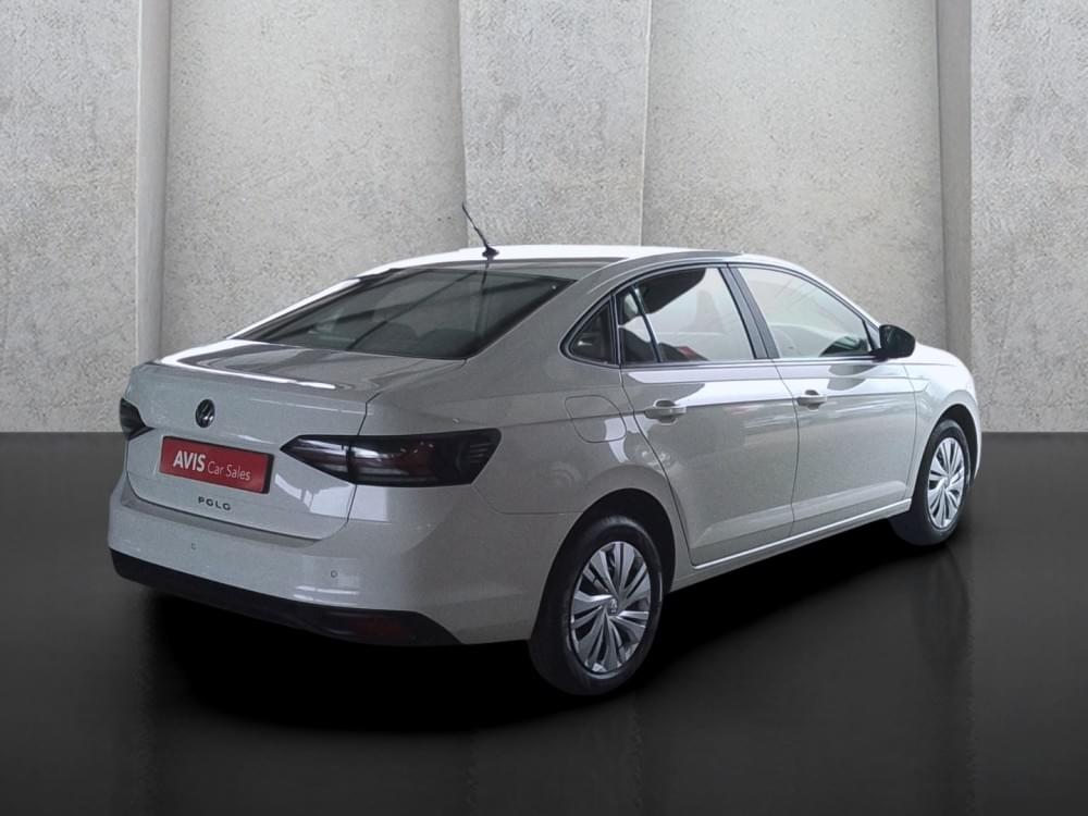 Volkswagen Polo Sedan 1.6 Base