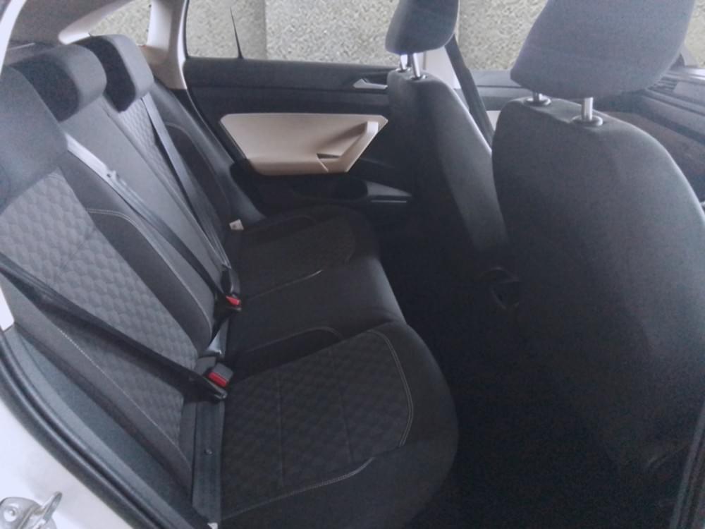 Volkswagen Polo Sedan 1.6 Base