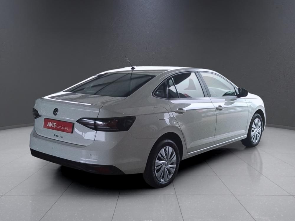 Volkswagen Polo Sedan 1.6 Base