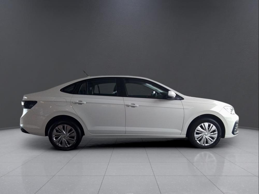 Volkswagen Polo Sedan 1.6 Base