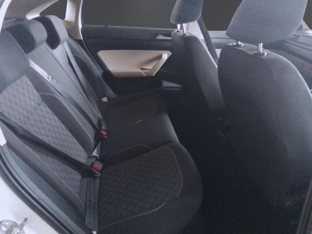 Volkswagen Polo Sedan 1.6 Base