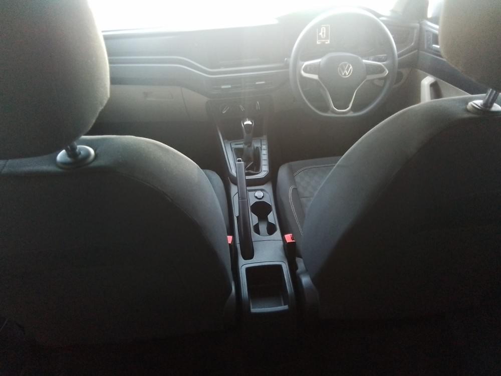 Volkswagen Polo Sedan 1.6 Tiptronic